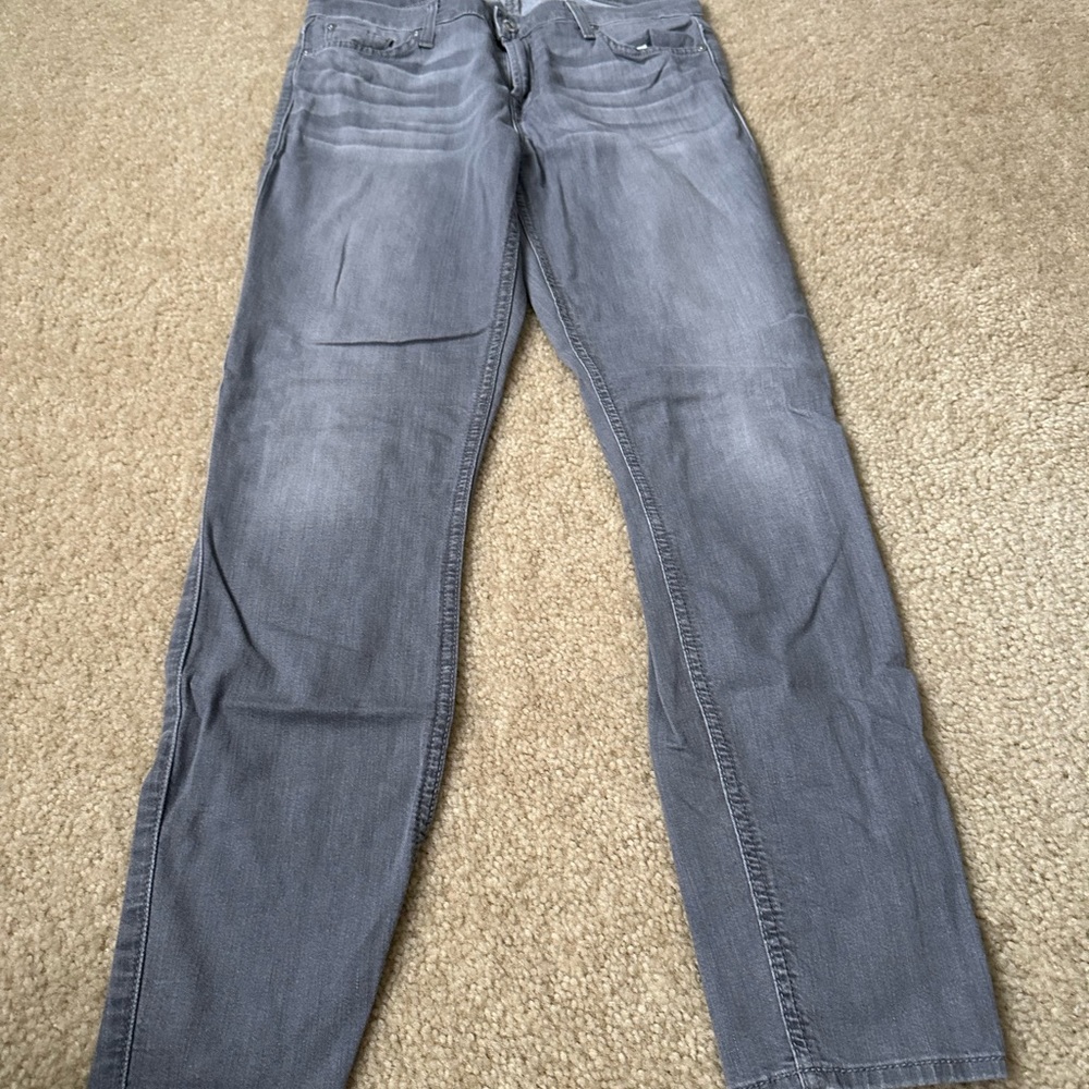 Seven jeans